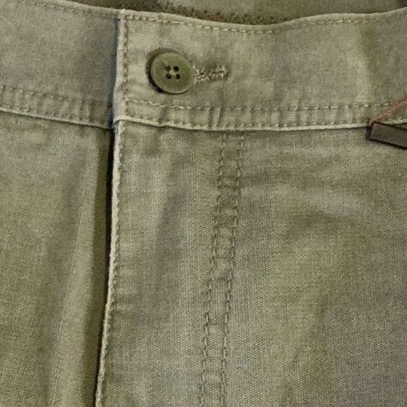 Transcript  Grey/Green Shorts - Picture 8 of 11